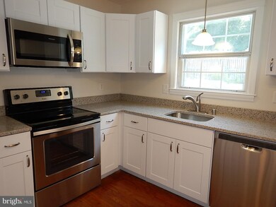 4906 Tartan Hill Rd, Perry Hall, MD 21128 - photo 7