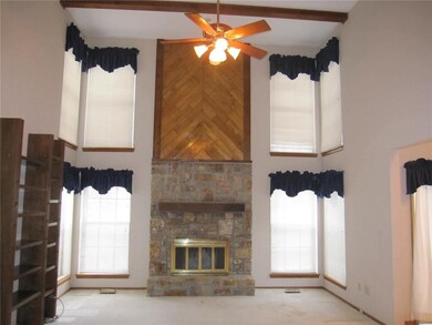 8050 Monrovia St, Lenexa, KS 66215 - photo 2