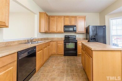 22 Sharpstone Ln, Durham, NC 27703 - photo 4