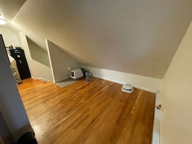 71 Pierpont St unit 2, Peabody, MA 01960 - photo 4