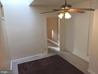 1632 N Calvert St unit 3, Baltimore, MD 21202 - photo 4