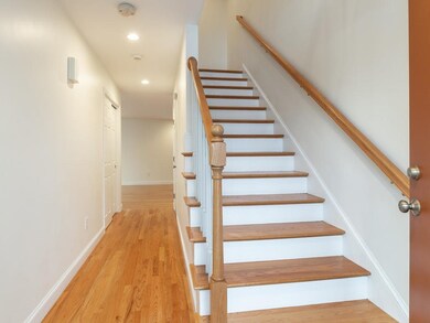 22 Shepard Ct unit 22, Winchester, MA 01890 - photo 2
