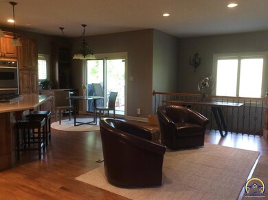 4120 SW Cypresswood Ct, Topeka, KS 66610 - photo 6