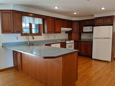 357 Amesbury Rd, Contoocook, NH 03229 - photo 3