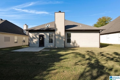 1328 Easterwood Blvd, Gardendale, AL 35071 - photo 5