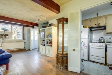 216-76 68th Ave unit 26-119, Oakland Gardens, NY 11364 - photo 7