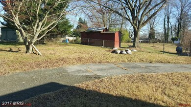 3800 Hemlock Place, Temple Hills, MD 20748 - photo 5