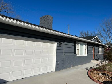 110 Lakeshore Dr, Kimberling City, MO 65686 - photo 2