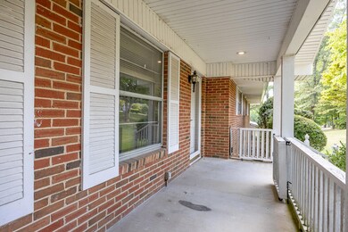 4842 Glenmar Circle-6