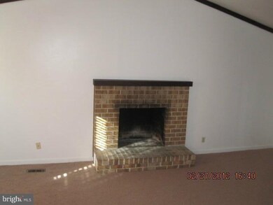 9840 Branchleigh Rd, Randallstown, MD 21133 - photo 7