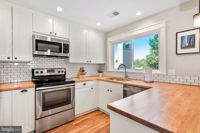 1504 Summerchase Ct, Reston, VA 20194 - photo 6