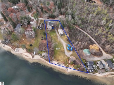 7819 + 7811 Hillside Dr, Traverse City, MI 49685 - photo 4