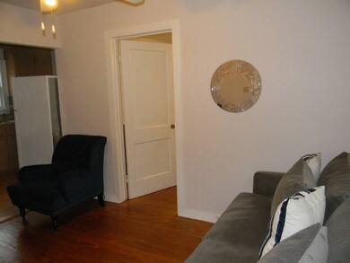 913 Kelley St, Houston, TX 77009 - photo 3