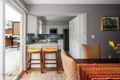 Fully renovated kitchen