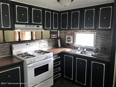 Kitchen Cabinets & sind