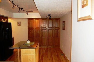 524 Mulberry St, Marysville, OH 43040 - photo 4