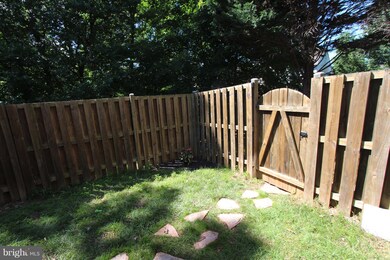 47659 Sandbank Square, Sterling, VA 20165 - photo 2