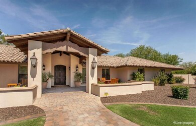 Large Courtyard Entry