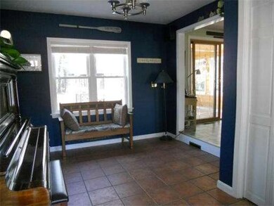 29 Woodhaven St, Carver, MA 02330 - photo 2