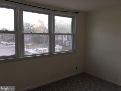 902 Imperial Ct, Halethorpe, MD 21227 - photo 7