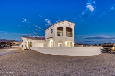 Casita Courtyard