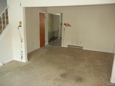 215 Old Forge Dr, Bath, PA 18014 - photo 4