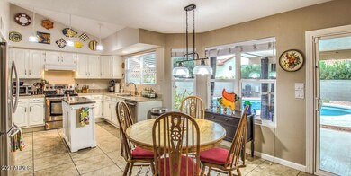 Kitchen-Breakfast