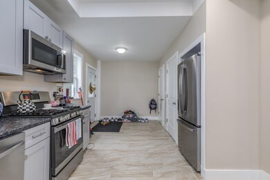 6 Thorndike St, Concord, NH 03301 - photo 5