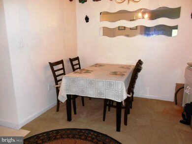 13306 Kilmarnock Way unit H, Germantown, MD 20874 - photo 4