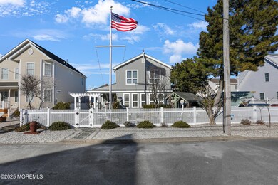 106 Surf Dr