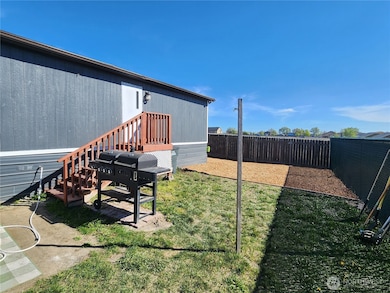 900 N Grape Dr unit 49, Moses Lake, WA 98837 - photo 4