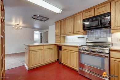 Gas range!