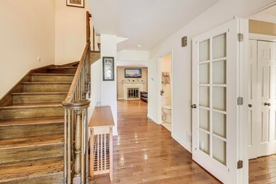 25 The Court of Island Point, Northbrook, IL 60062 - photo 4