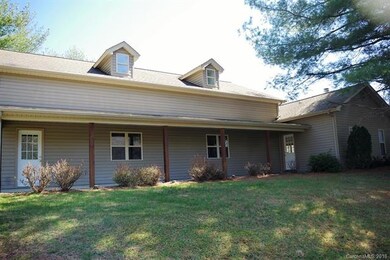 230 Leisure Ln, Burnsville, NC 28714 - photo 5