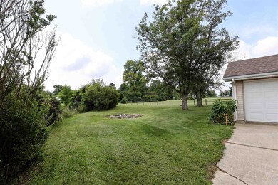 10420 Marion Center Rd, Hoagland, IN 46745 - photo 5