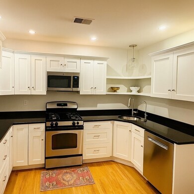 33 Winthrop St unit 2, Charlestown, MA 02129 - photo 2