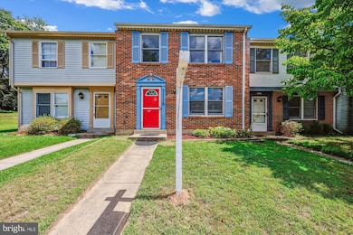 11116 Cedarbluff Ln, Germantown, MD 20876 - photo 2