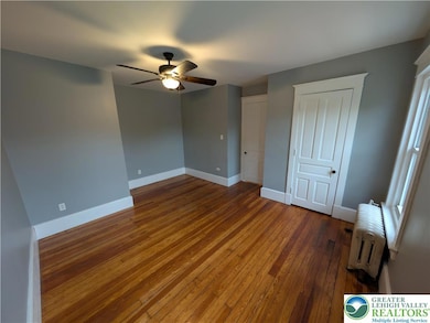 Middle bedroom off living room