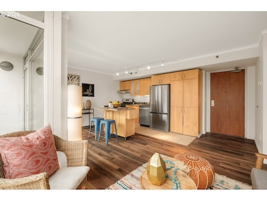 Cascadian Court unit 601, Portland, OR 97232 - photo 7