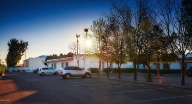 07 6730 E McDowell Rd, Scottsdale