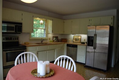 117 Krum Rd, Kerhonkson, NY 12446 - photo 2