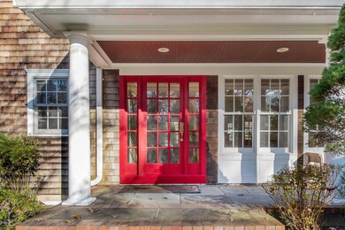 15 Huckleberry Ln Greenwich, CT (04 of 3