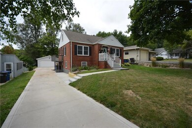 1320 60th St, Des Moines, IA 50311 - photo 2