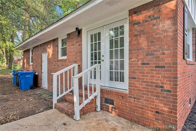 932 Weiss Ave, Fayetteville, NC 28305 - photo 5