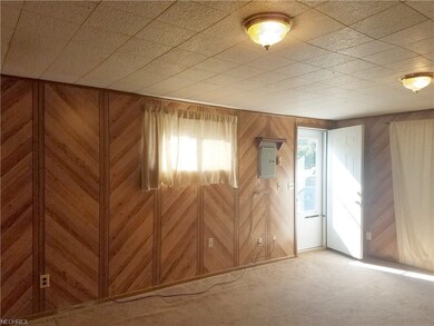 845 Mansfield St, Sheffield Lake, OH 44054 - photo 6