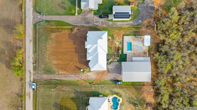 731 County Road 356, Adkins, TX 78101 - photo 6