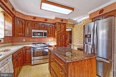 677 E Elmer Rd, Vineland, NJ 08360 - photo 7