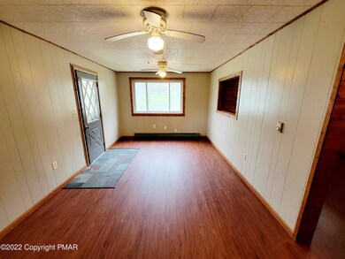 203 Joy Glen unit 101, Sciota, PA 18354 - photo 4