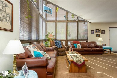 04-Living Room_SOPH9125