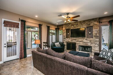 6838 W Robin Ln AZ-6